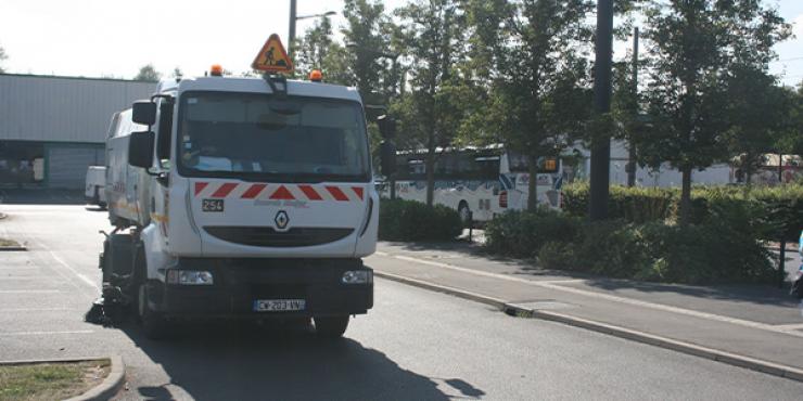 Nettoyage de fils d'eau à Cambrai